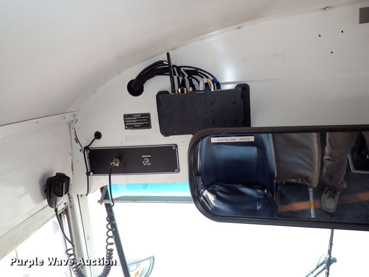 image for item DN1922 2000 Blue Bird TC2000  school bus