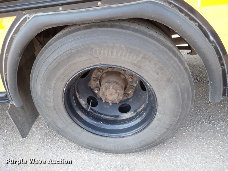 image for item DN1922 2000 Blue Bird TC2000  school bus