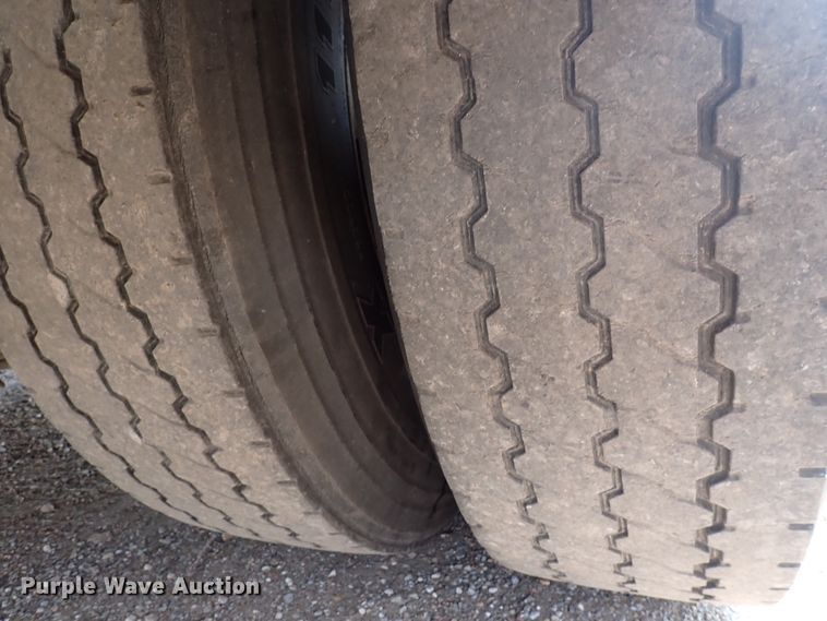 image for item DN1922 2000 Blue Bird TC2000  school bus