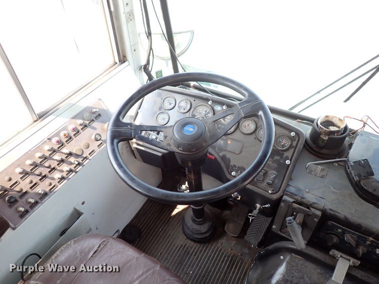 image for item DN1923 2000 Blue Bird TC2000  school bus