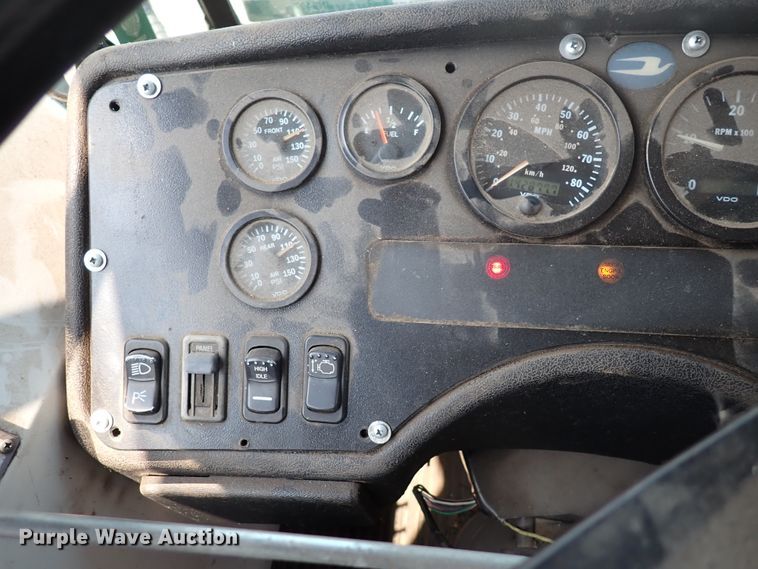 image for item DN1923 2000 Blue Bird TC2000  school bus