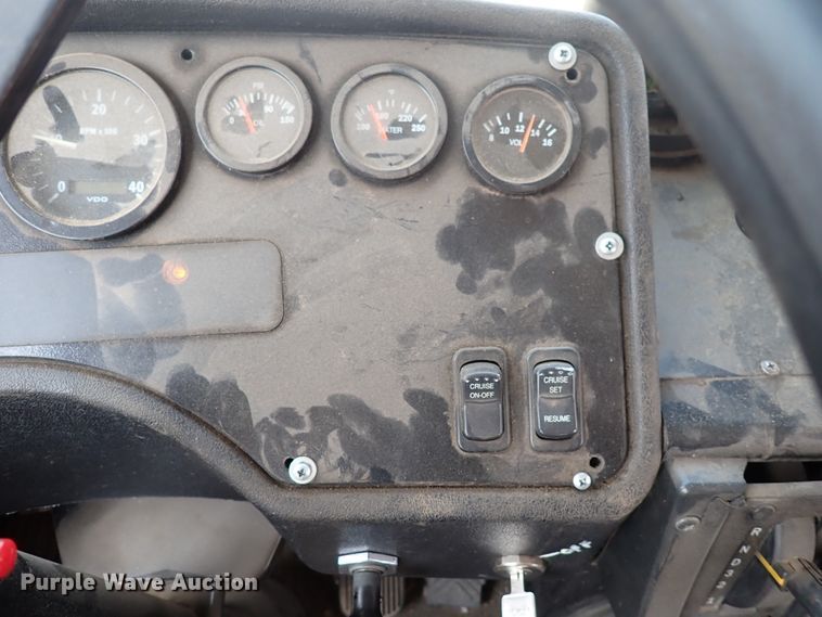 image for item DN1923 2000 Blue Bird TC2000  school bus