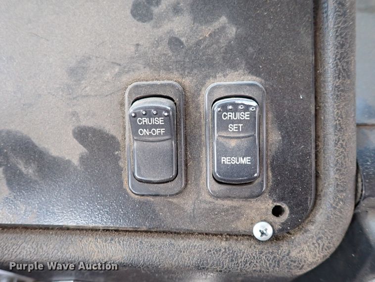 image for item DN1923 2000 Blue Bird TC2000  school bus