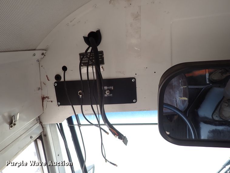 image for item DN1923 2000 Blue Bird TC2000  school bus