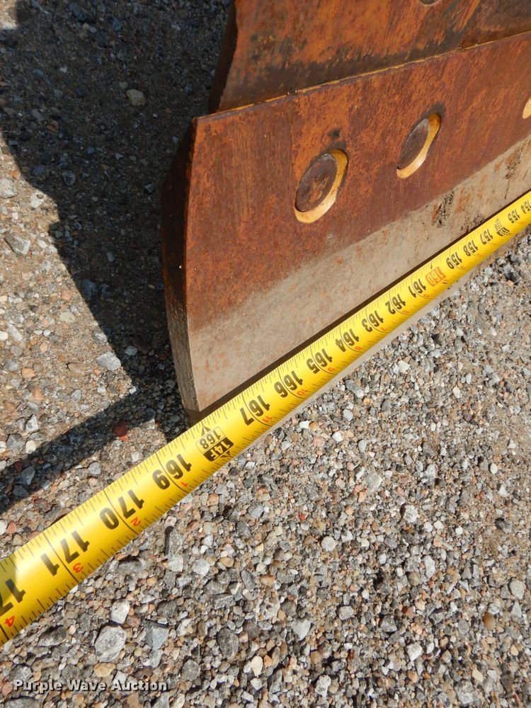 image for item DN1926 2002 John Deere 770CH  motor grader