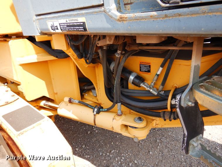 image for item DN1926 2002 John Deere 770CH  motor grader