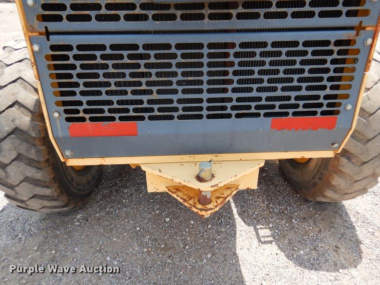 image for item DN1926 2002 John Deere 770CH  motor grader