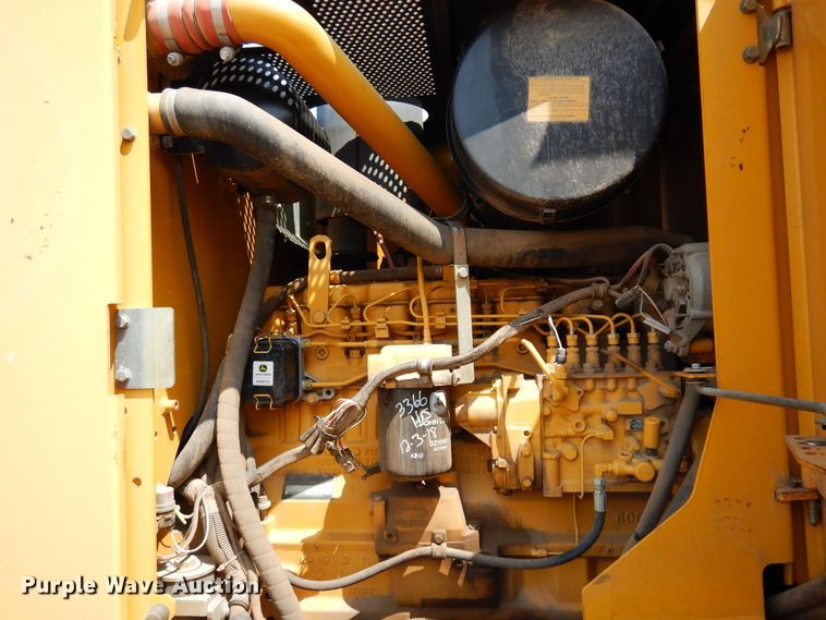 image for item DN1926 2002 John Deere 770CH  motor grader