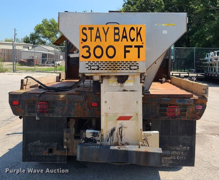 image for item ET9996 2009 GMC C5500  dump flatbed truck