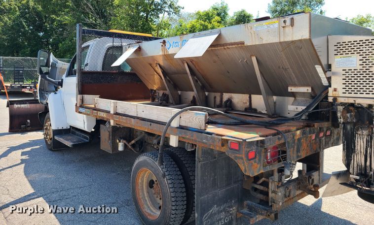 image for item ET9996 2009 GMC C5500  dump flatbed truck