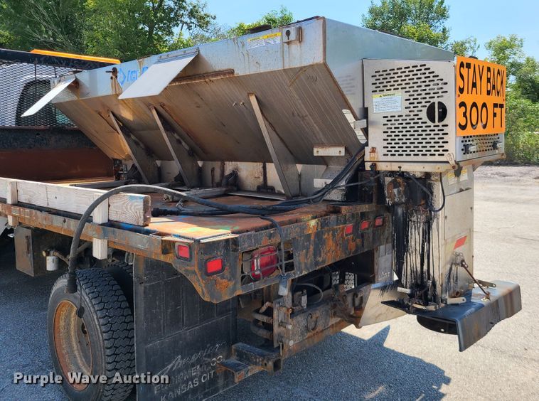 image for item ET9996 2009 GMC C5500  dump flatbed truck