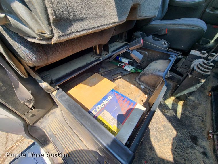 image for item ET9996 2009 GMC C5500  dump flatbed truck