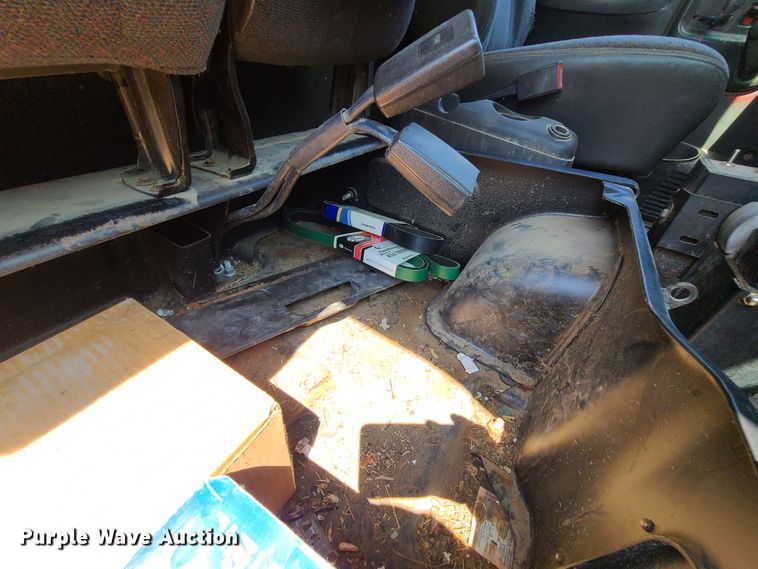 image for item ET9996 2009 GMC C5500  dump flatbed truck