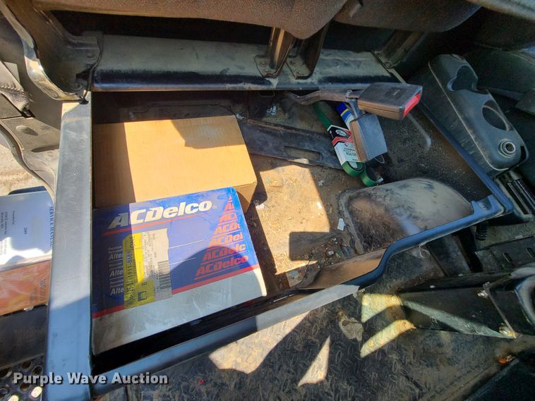 image for item ET9996 2009 GMC C5500  dump flatbed truck