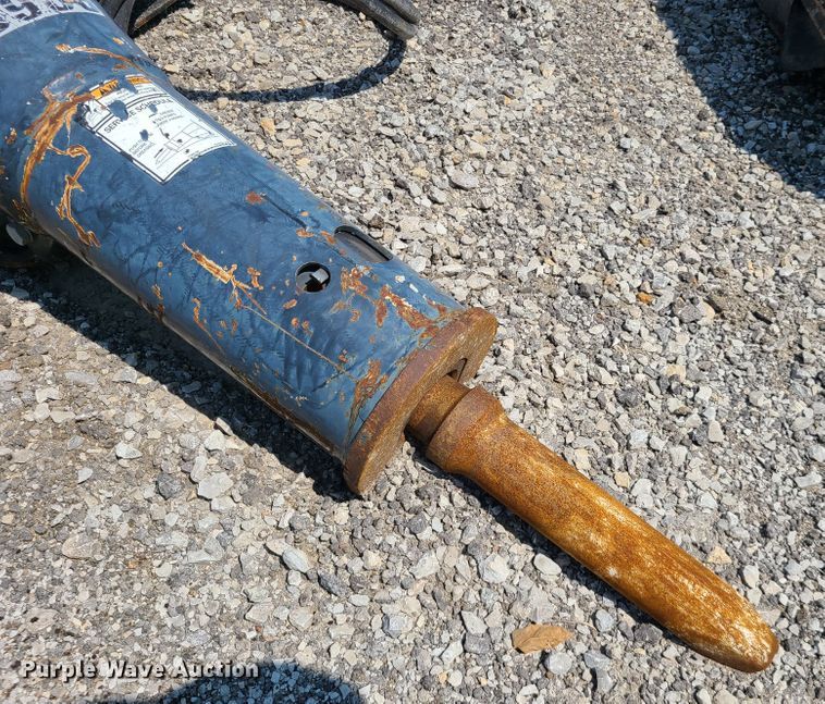 image for item ET9999 Bobcat HB980  skid steer breaker