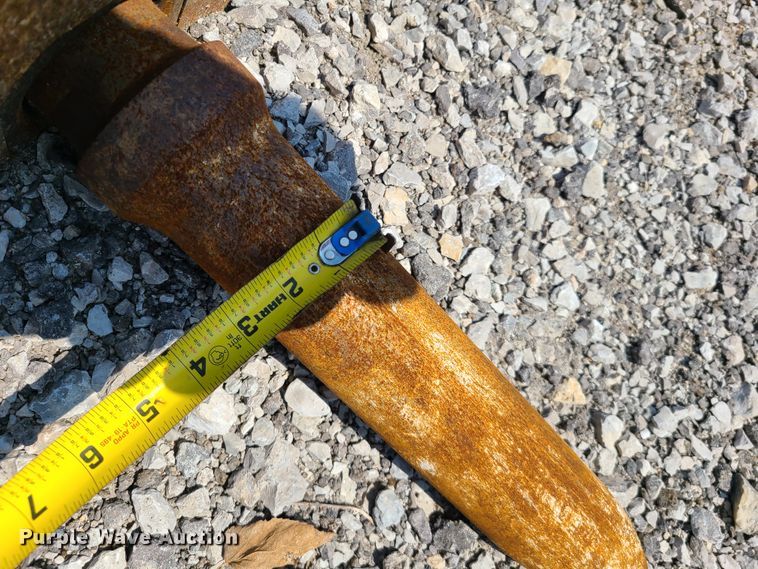 image for item ET9999 Bobcat HB980  skid steer breaker