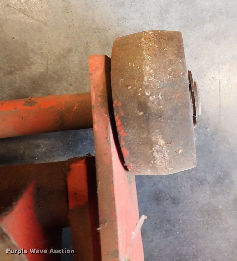 image for item EV9902 Lincoln H68052  floor jack