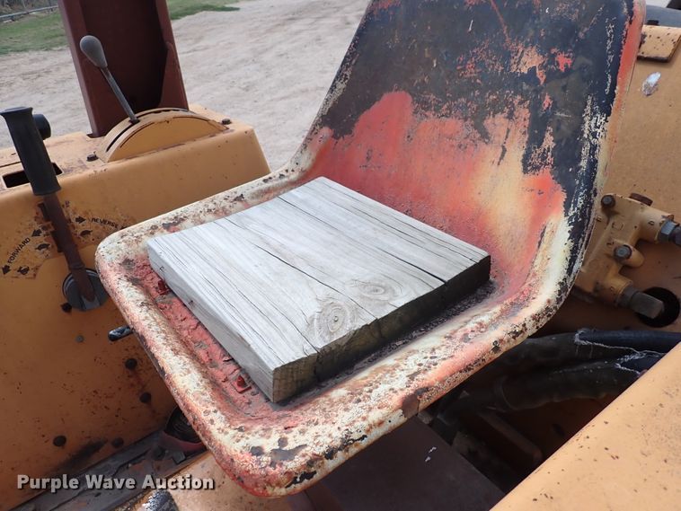 image for item EV9919 1994 Case 460  trencher