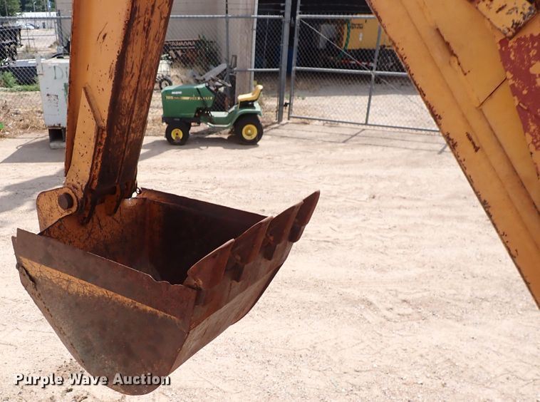 image for item EV9919 1994 Case 460  trencher