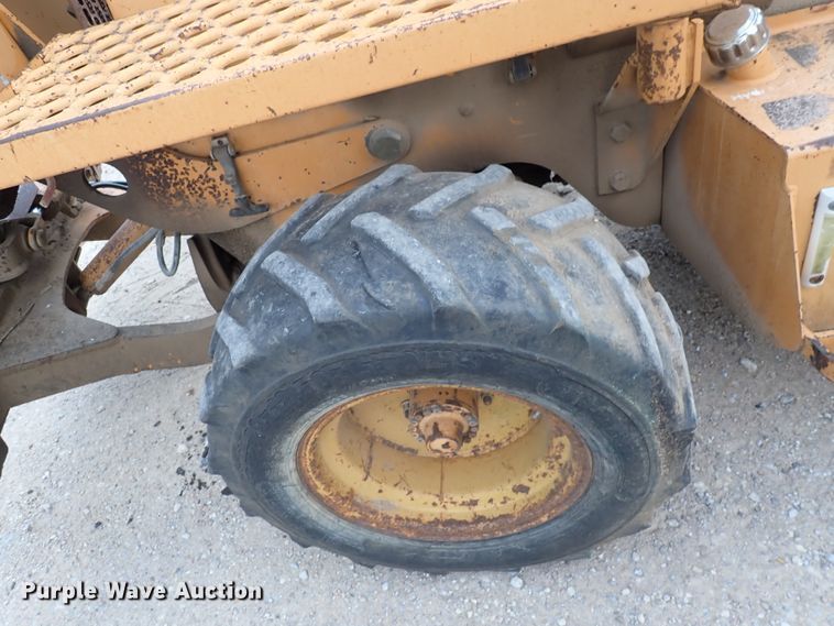 image for item EV9919 1994 Case 460  trencher