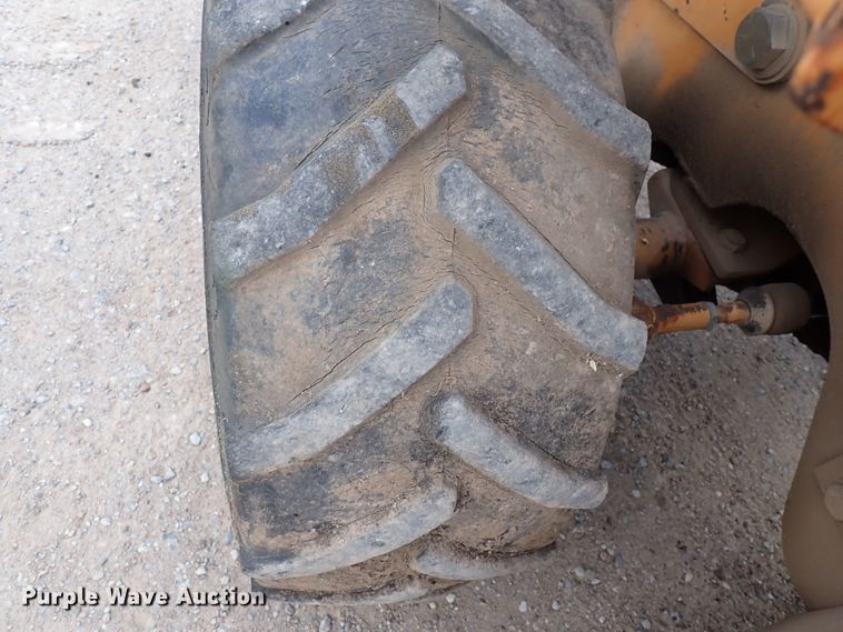 image for item EV9919 1994 Case 460  trencher