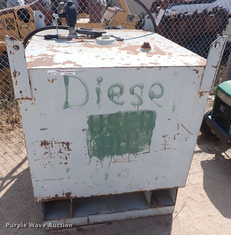 image for item EV9920 Fuel tank