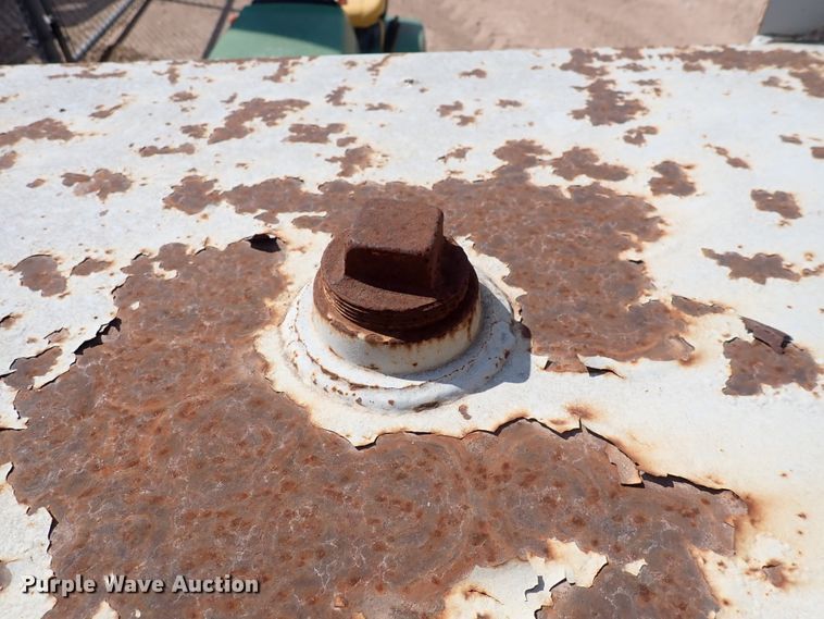 image for item EV9920 Fuel tank