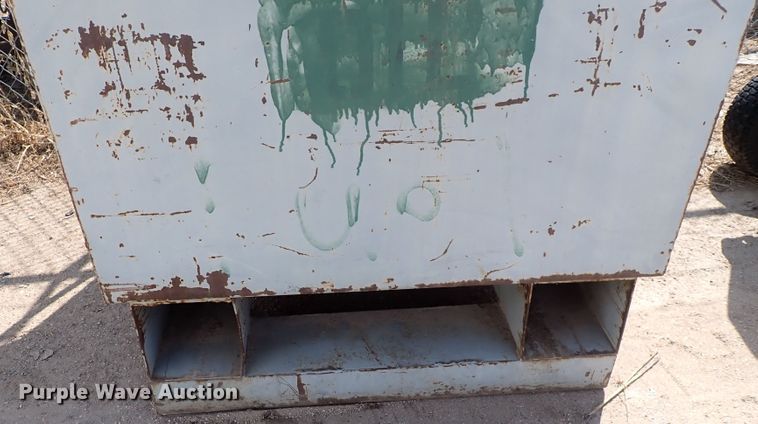 image for item EV9920 Fuel tank