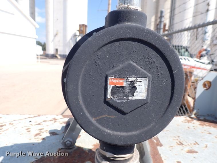 image for item EV9920 Fuel tank