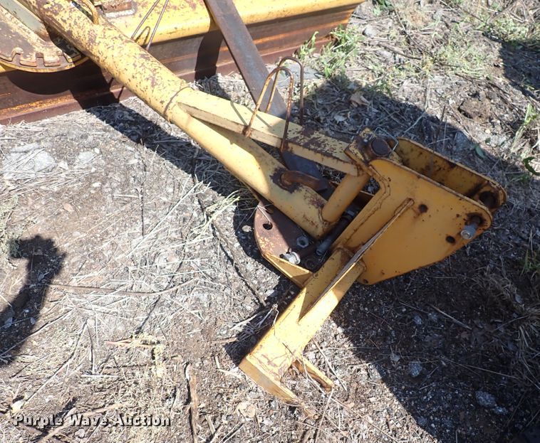 image for item EV9922 9'W blade