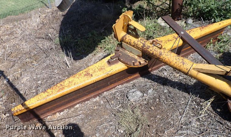 image for item EV9922 9'W blade