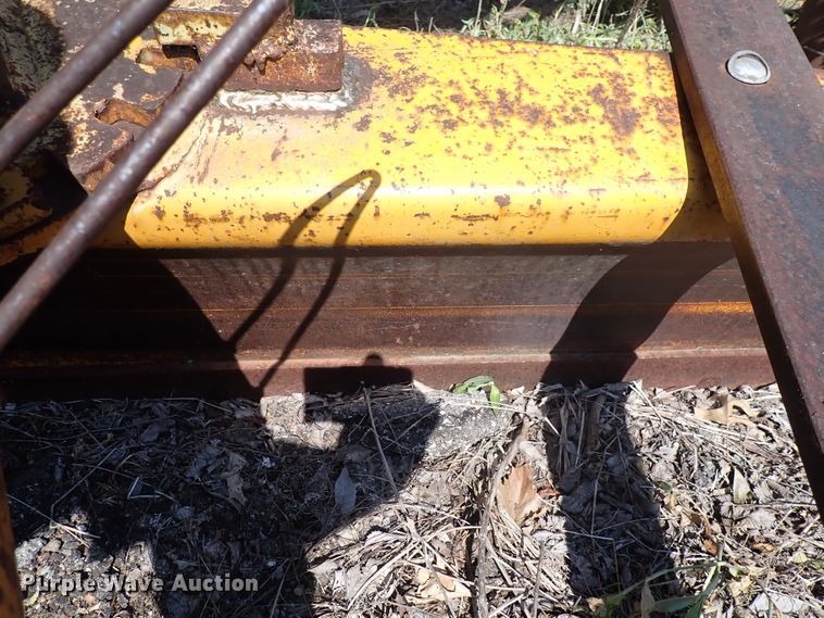 image for item EV9922 9'W blade