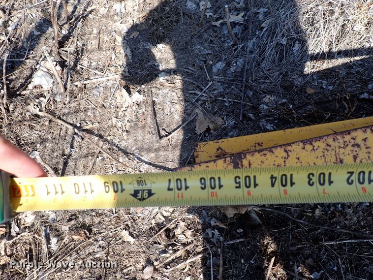 image for item EV9922 9'W blade