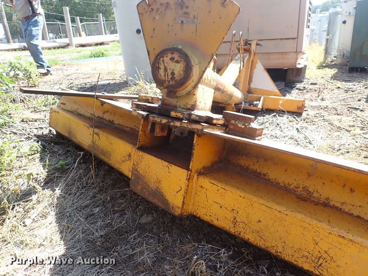 image for item EV9922 9'W blade