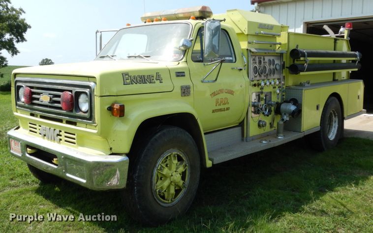 image for item II9680 1977 Chevrolet C65  pumper fire truck