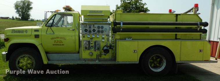 image for item II9680 1977 Chevrolet C65  pumper fire truck
