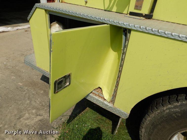 image for item II9680 1977 Chevrolet C65  pumper fire truck