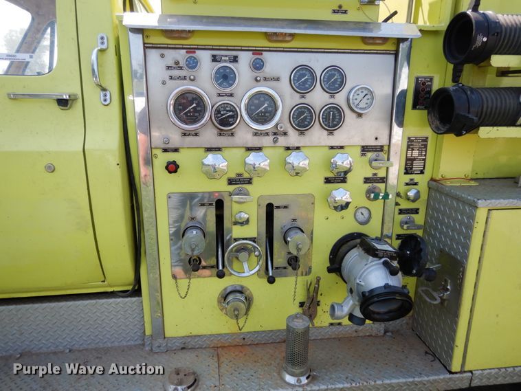 image for item II9680 1977 Chevrolet C65  pumper fire truck