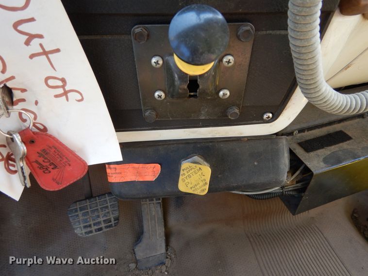 image for item II9680 1977 Chevrolet C65  pumper fire truck