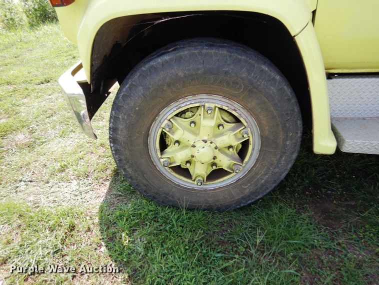 image for item II9680 1977 Chevrolet C65  pumper fire truck