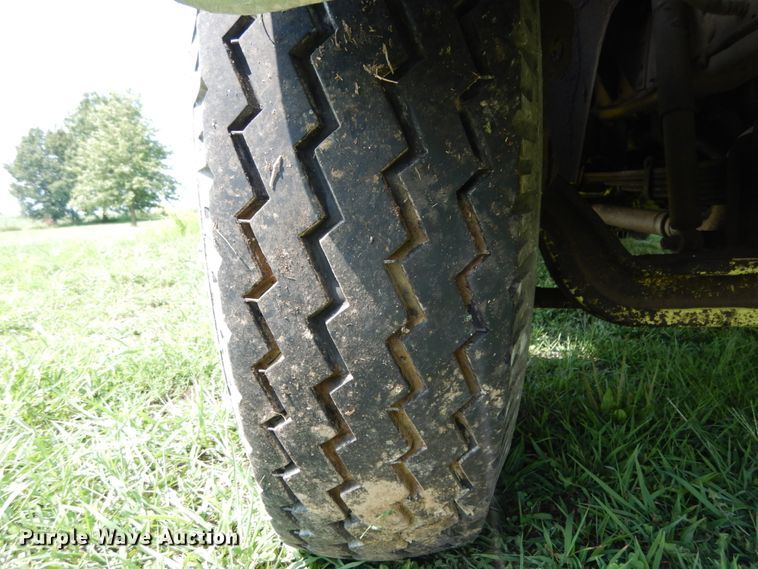 image for item II9680 1977 Chevrolet C65  pumper fire truck