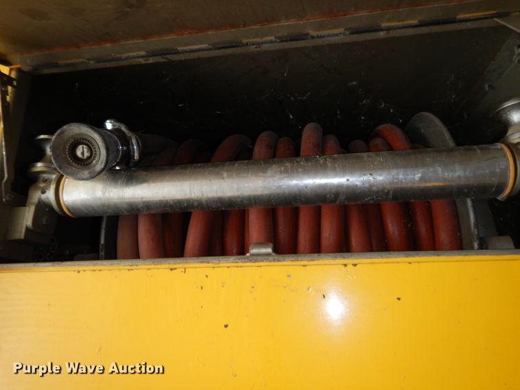 image for item II9681 1973 Ford 800  pumper fire truck