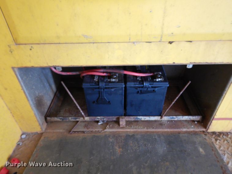 image for item II9681 1973 Ford 800  pumper fire truck