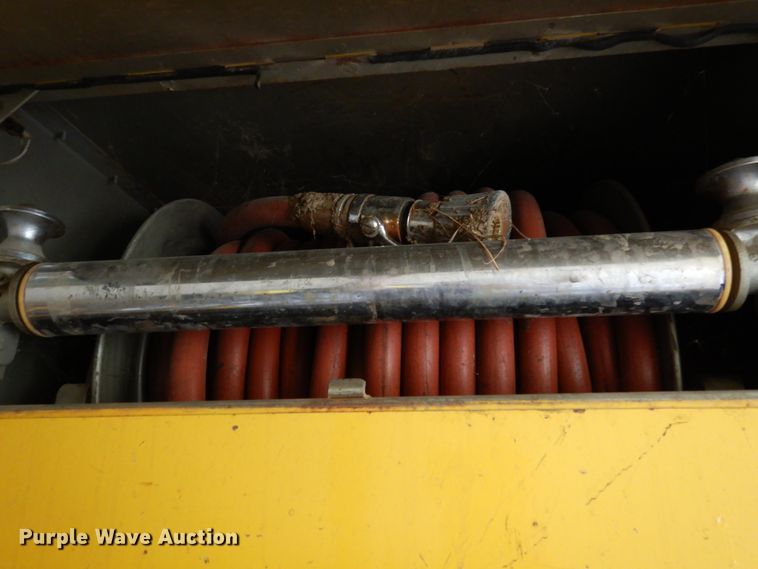 image for item II9681 1973 Ford 800  pumper fire truck