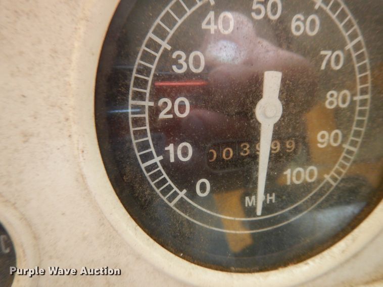 image for item II9681 1973 Ford 800  pumper fire truck