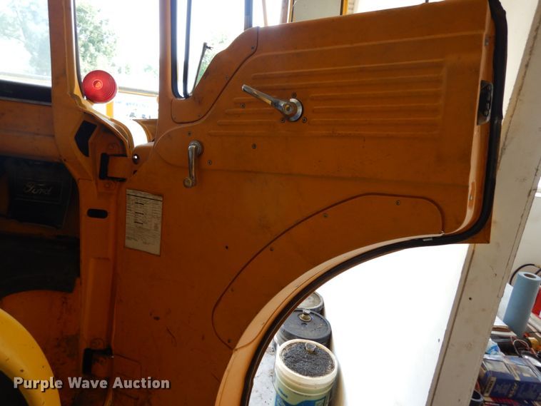 image for item II9681 1973 Ford 800  pumper fire truck