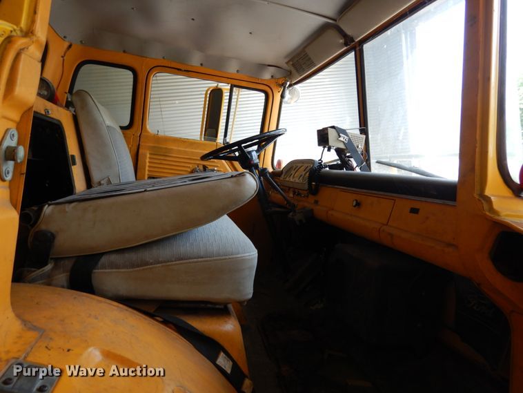 image for item II9681 1973 Ford 800  pumper fire truck