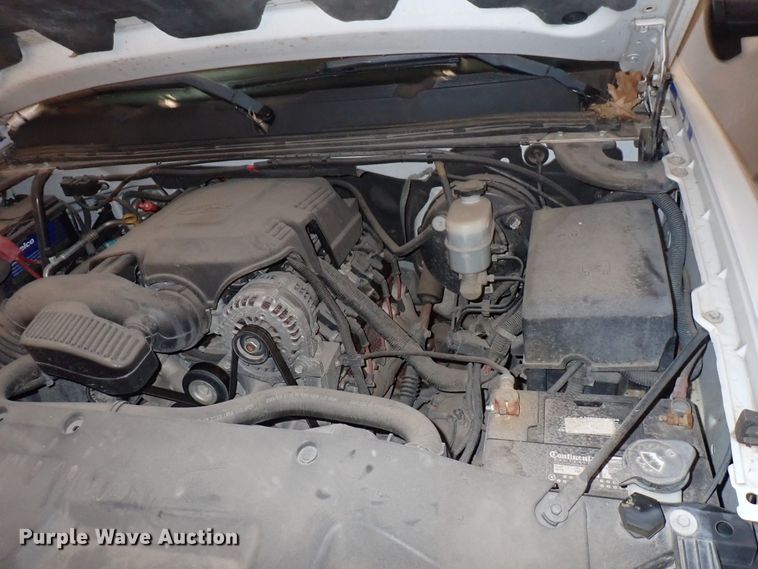 image for item IJ9881 2008 Chevrolet Silverado 1500  Crew Cab pickup truck