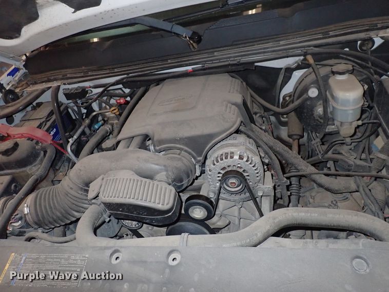 image for item IJ9881 2008 Chevrolet Silverado 1500  Crew Cab pickup truck