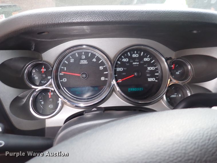 image for item IJ9881 2008 Chevrolet Silverado 1500  Crew Cab pickup truck